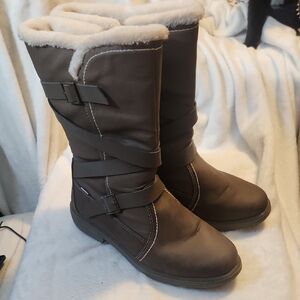 Totes NWOT Women's Brown Winter Boots with faux fur lining size 10